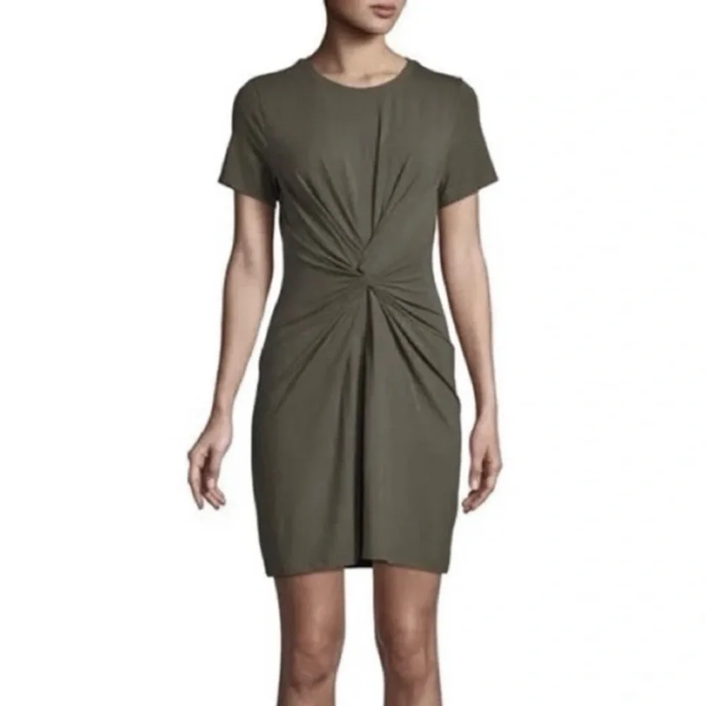 Charlotte Russe Cotton Twist Short Sleeved T-Shirt Dress in Heathered Charcoal - Picture 6 of 6